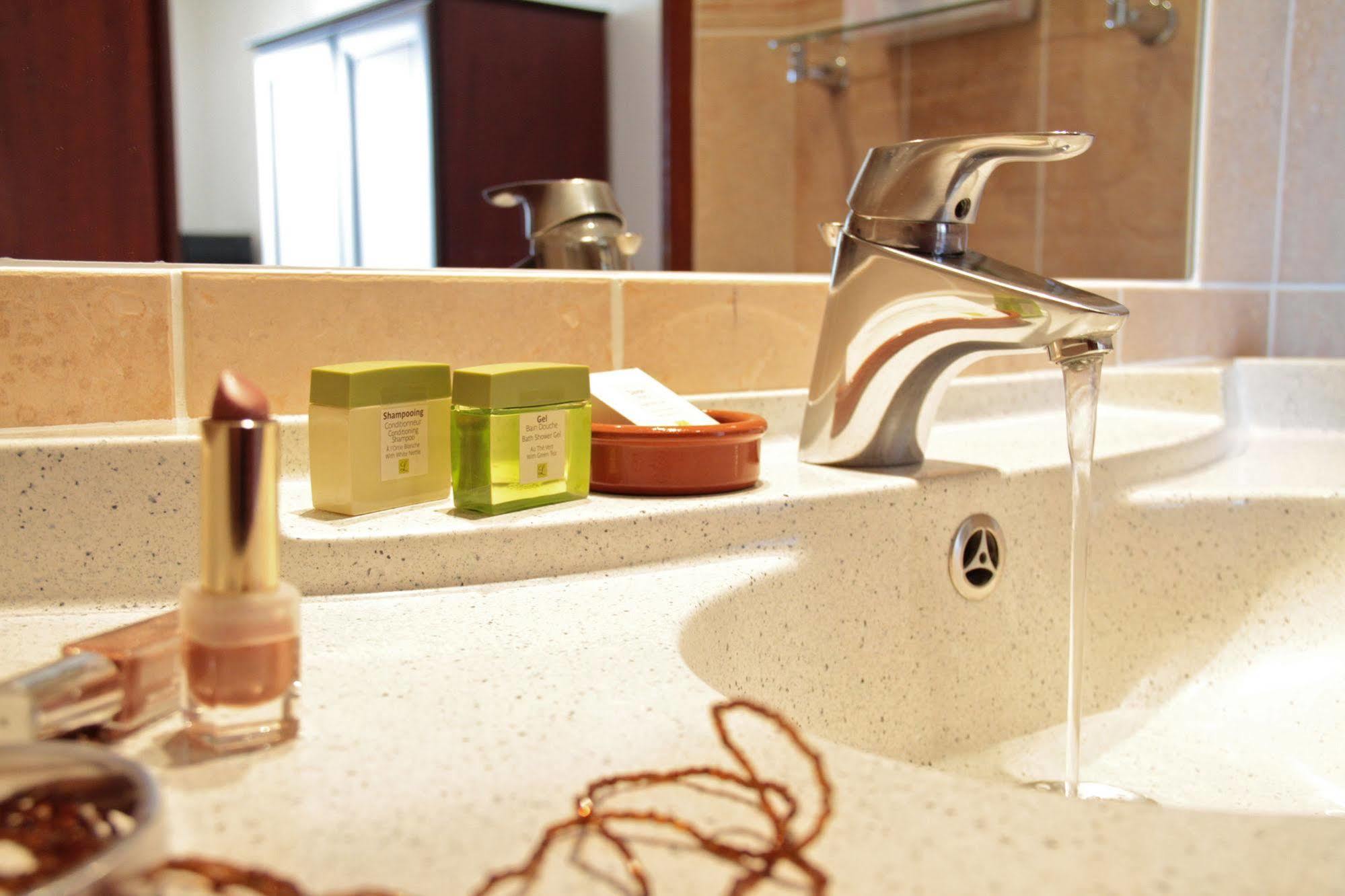 Hotel Bellevue Villerville Luaran gambar